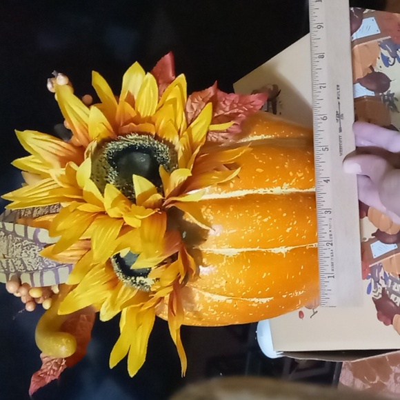 HAKACC ARTIFICIAL PUMPKIN FALL/THANKSGIVING DAY DECORATION - Picture 5 of 11